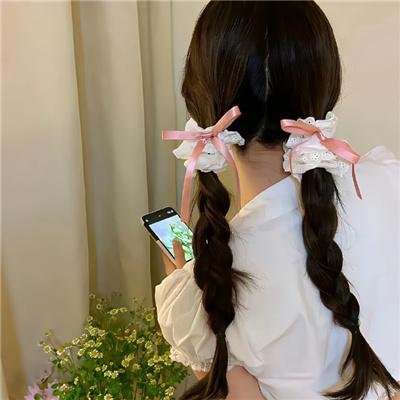 他们在沙漠中灌溉